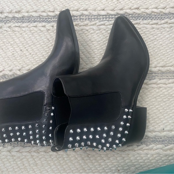 Never worn - Picture 2 of 6